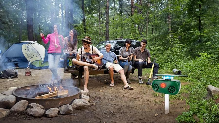 Solar Animal Repeller Ultrasonic with Motion and Light Sensor and Sound